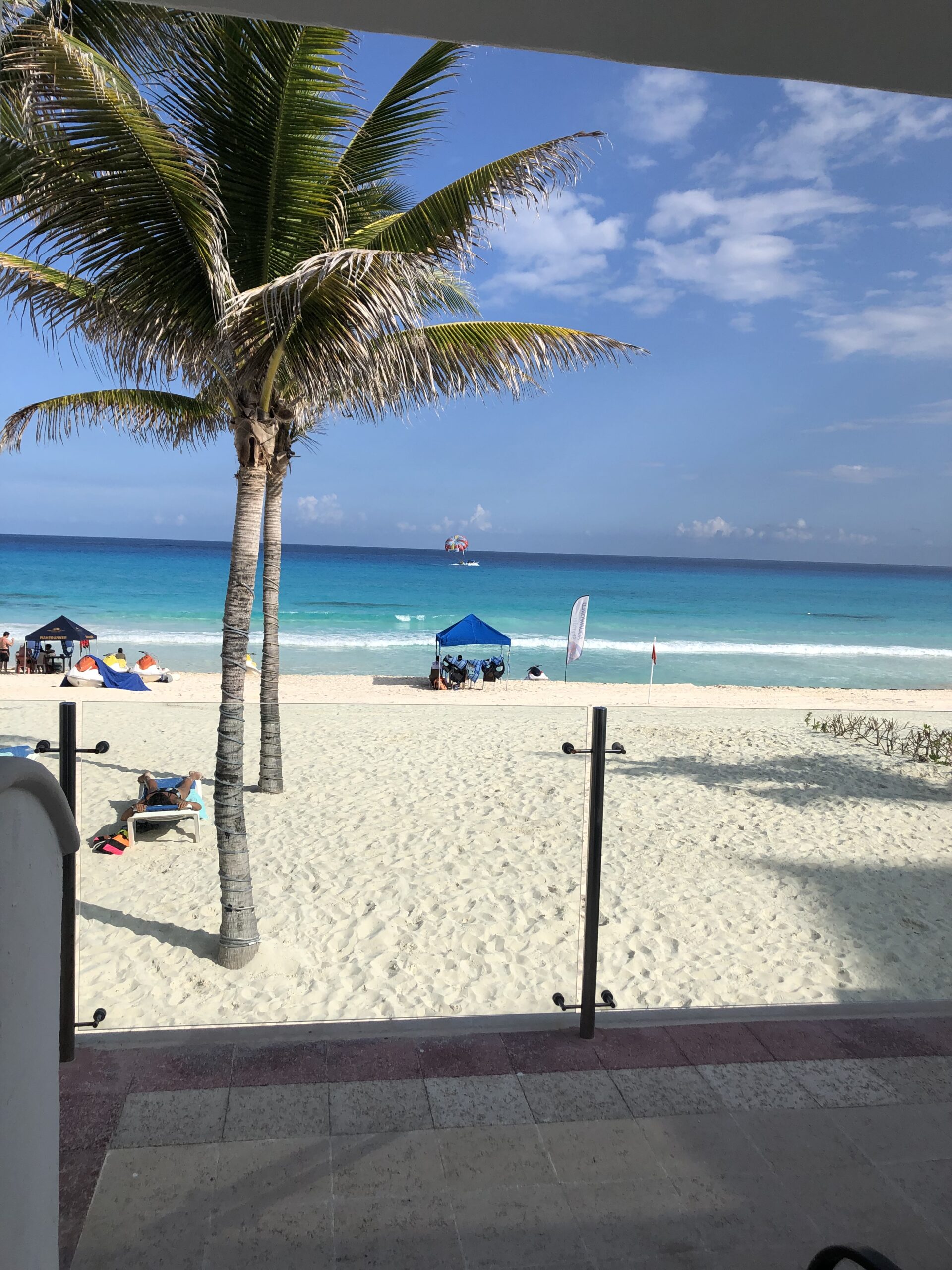 last minute trips to cancun mexico